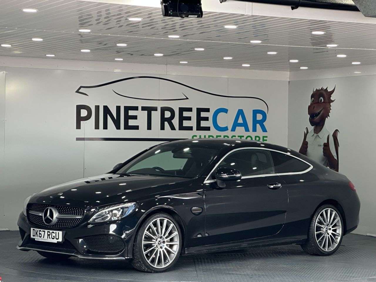 A 2017 MERCEDES-BENZ C-CLASS 2.1 C220d AMG Line (Premium) Coupe 2dr Diesel G-Tronic+ Euro 6 (s/s) (170 p A 2017 MERCEDES-BENZ C-CLASS 2.1 C220d AMG Line (Premium) Coupe 2dr Diesel G-Tronic+ Euro 6 (s/s) (170 p
