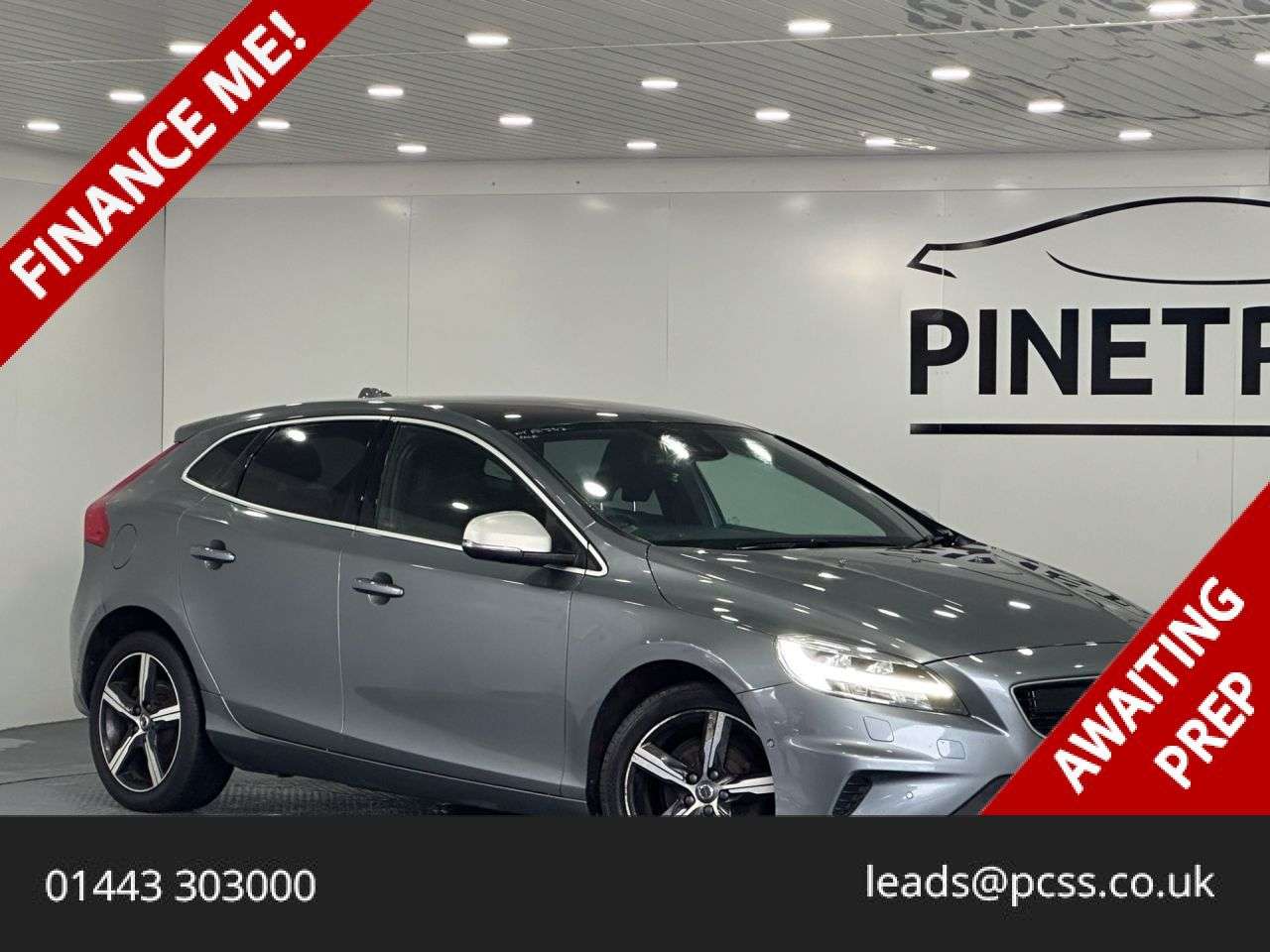 2018 VOLVO V40 2018 VOLVO V40