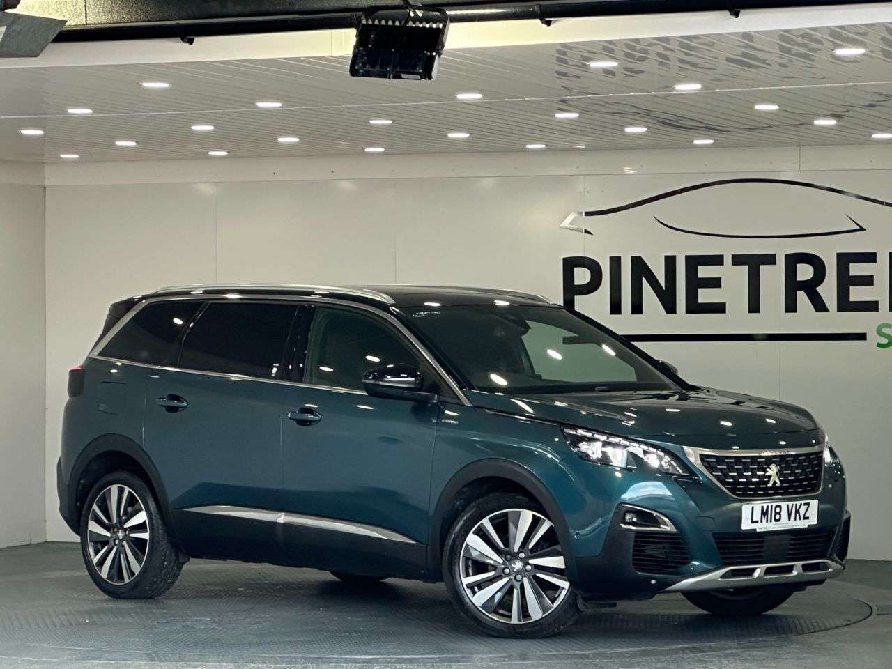 A 2018 PEUGEOT 5008 1.6 THP GT Line Premium SUV 5dr Petrol EAT Euro 6 (s/s) (165 ps) A 2018 PEUGEOT 5008 1.6 THP GT Line Premium SUV 5dr Petrol EAT Euro 6 (s/s) (165 ps)