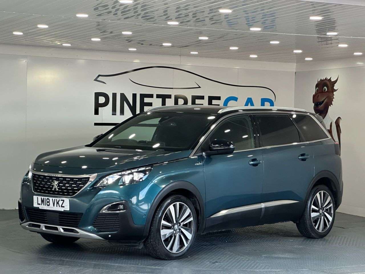 A 2018 PEUGEOT 5008 1.6 THP GT Line Premium SUV 5dr Petrol EAT Euro 6 (s/s) (165 ps) A 2018 PEUGEOT 5008 1.6 THP GT Line Premium SUV 5dr Petrol EAT Euro 6 (s/s) (165 ps)