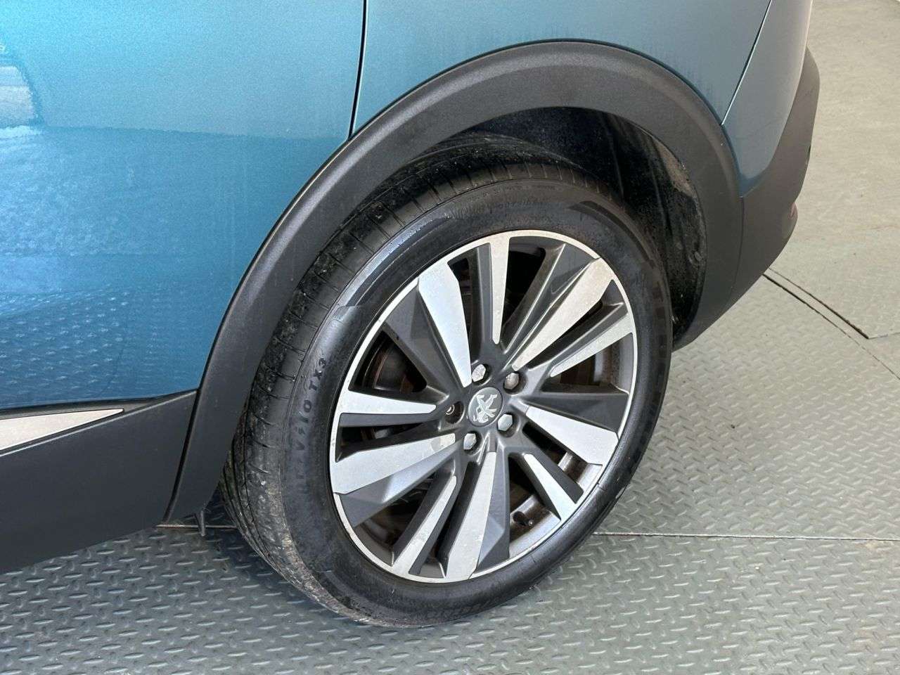 2018 PEUGEOT 5008 2018 PEUGEOT 5008