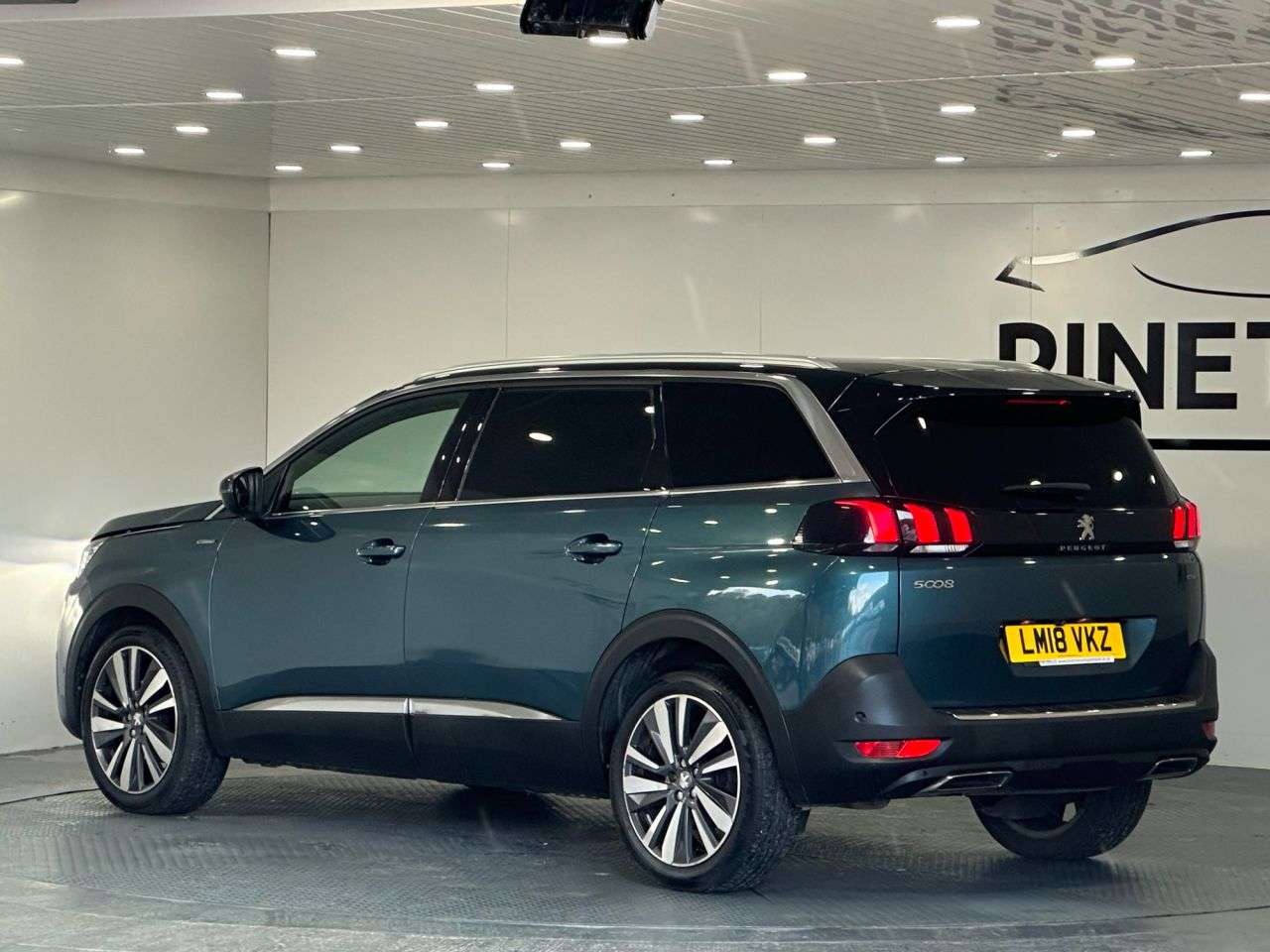 2018 PEUGEOT 5008 2018 PEUGEOT 5008