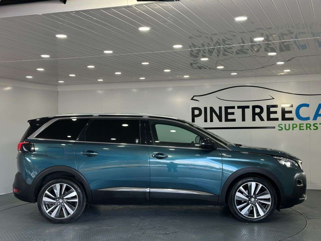 2018 PEUGEOT 5008 2018 PEUGEOT 5008