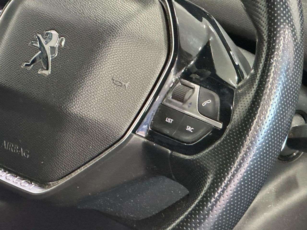 2018 PEUGEOT 5008 2018 PEUGEOT 5008
