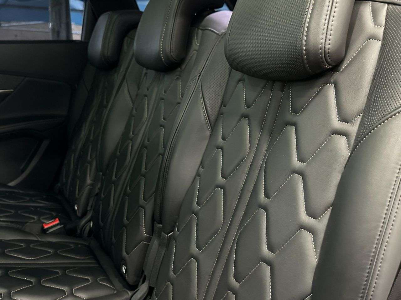 2018 PEUGEOT 5008 2018 PEUGEOT 5008