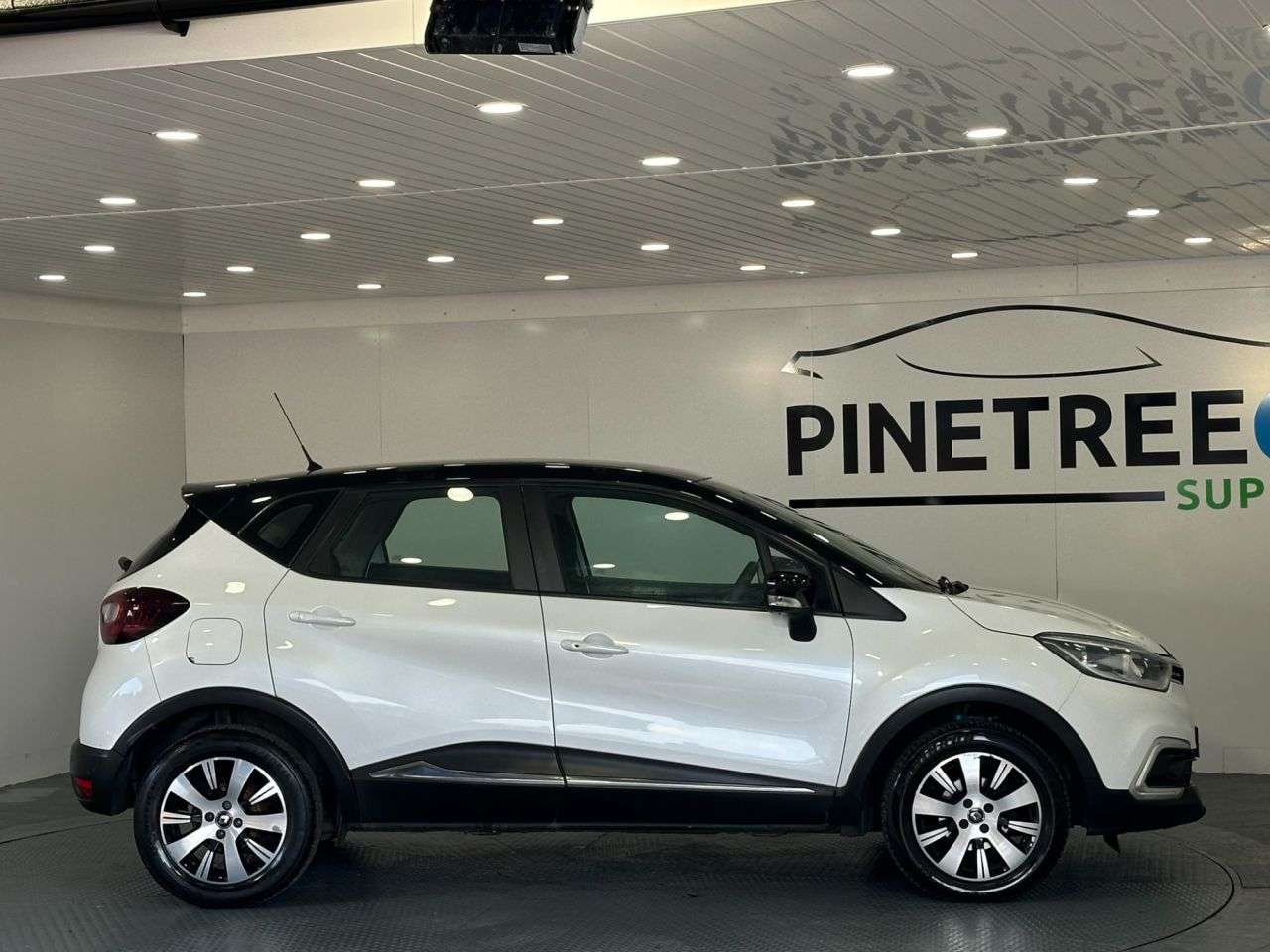 2019 RENAULT CAPTUR 2019 RENAULT CAPTUR
