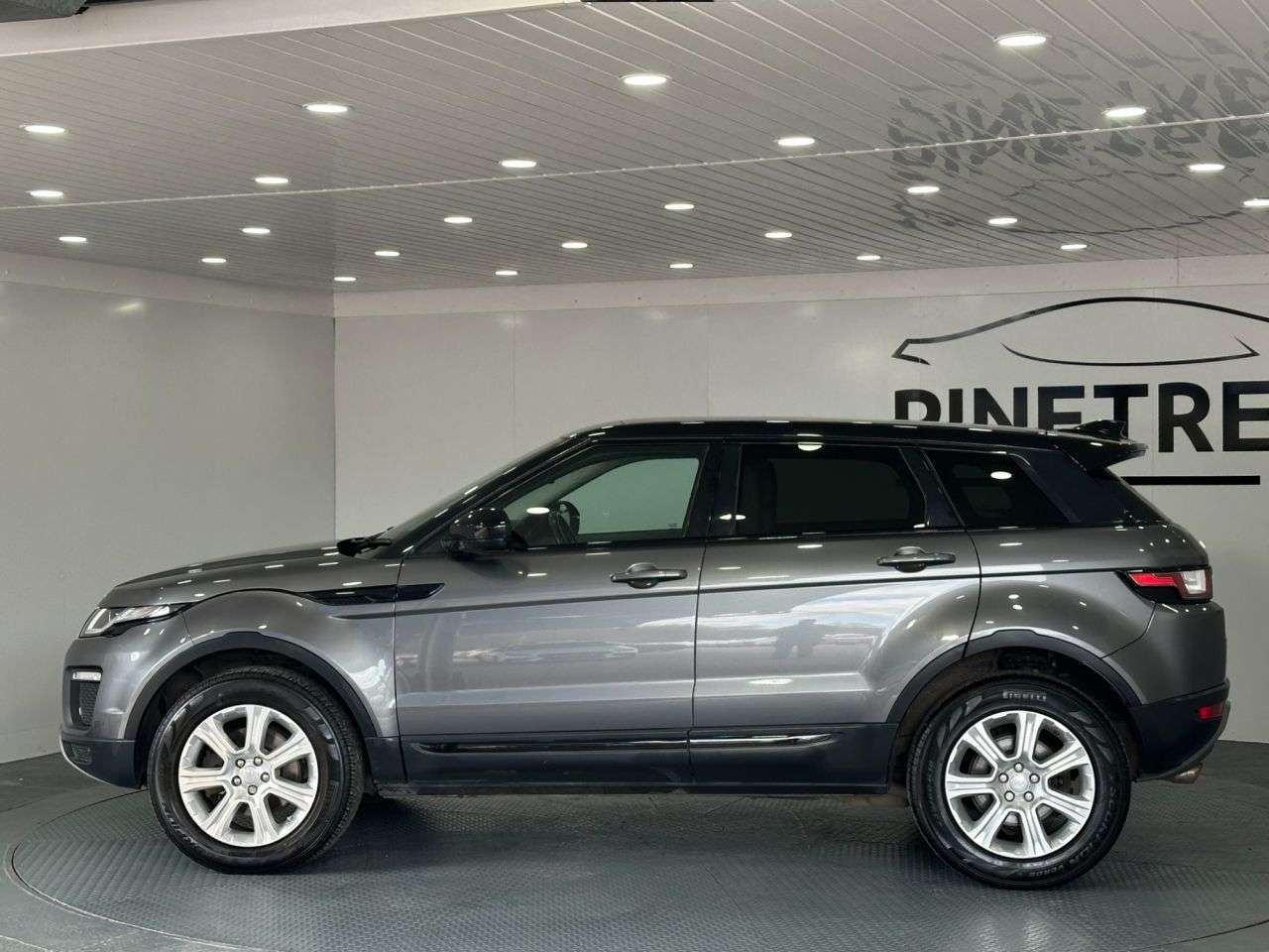 2017 LAND ROVER RANGE ROVER EVOQUE 2017 LAND ROVER RANGE ROVER EVOQUE
