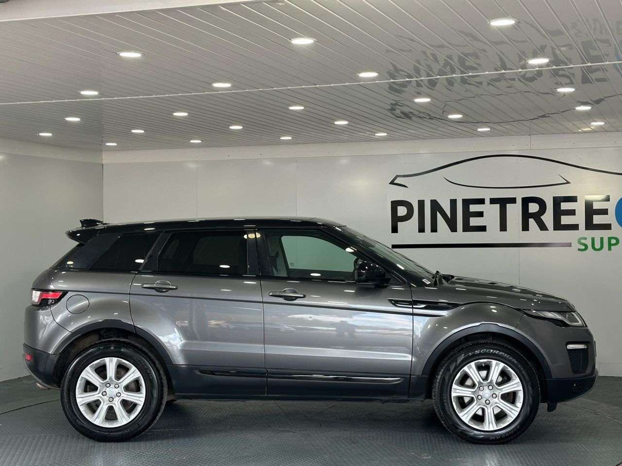 2017 LAND ROVER RANGE ROVER EVOQUE 2017 LAND ROVER RANGE ROVER EVOQUE