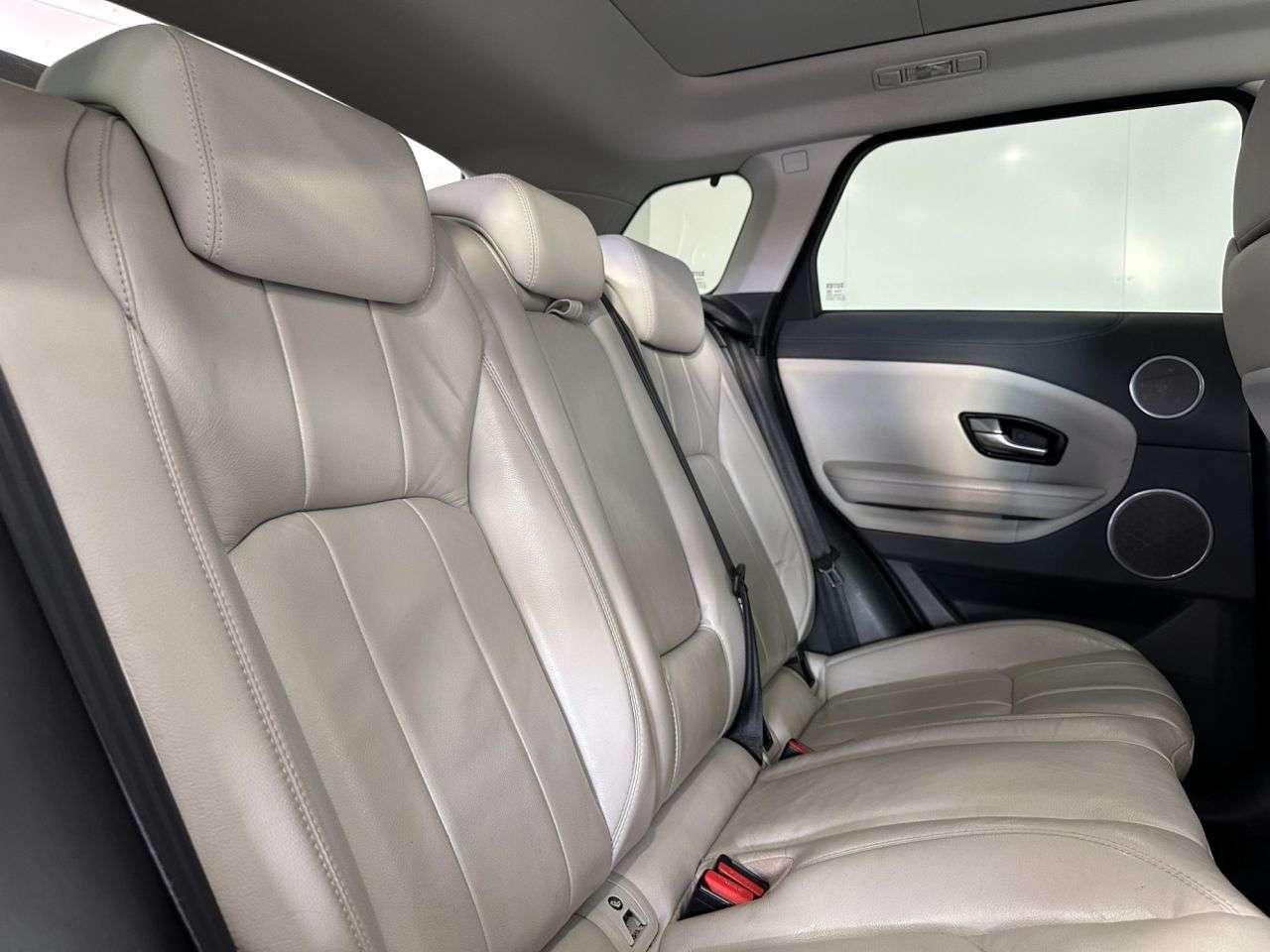 2017 LAND ROVER RANGE ROVER EVOQUE 2017 LAND ROVER RANGE ROVER EVOQUE