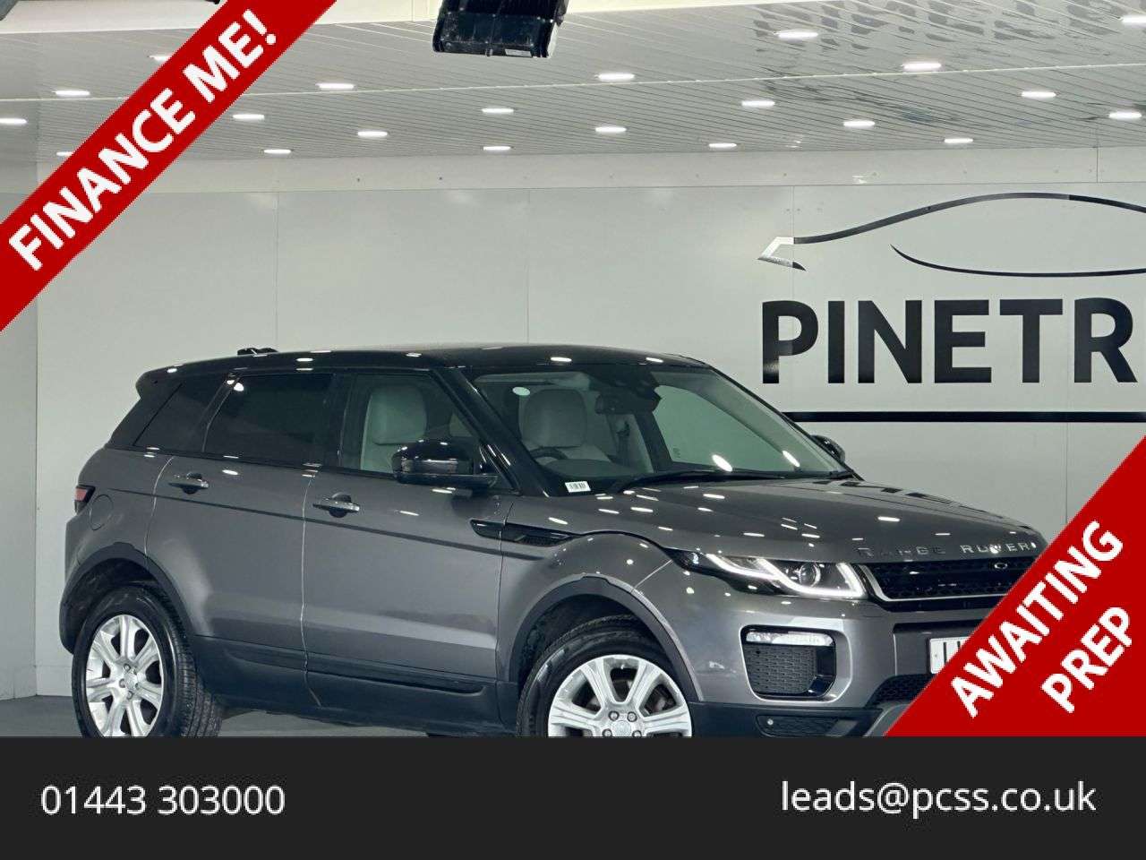 A 2017 LAND ROVER RANGE ROVER EVOQUE 2.0 TD4 SE Tech SUV 5dr Diesel Auto 4WD Euro 6 (s/s) (180 ps) A 2017 LAND ROVER RANGE ROVER EVOQUE 2.0 TD4 SE Tech SUV 5dr Diesel Auto 4WD Euro 6 (s/s) (180 ps)