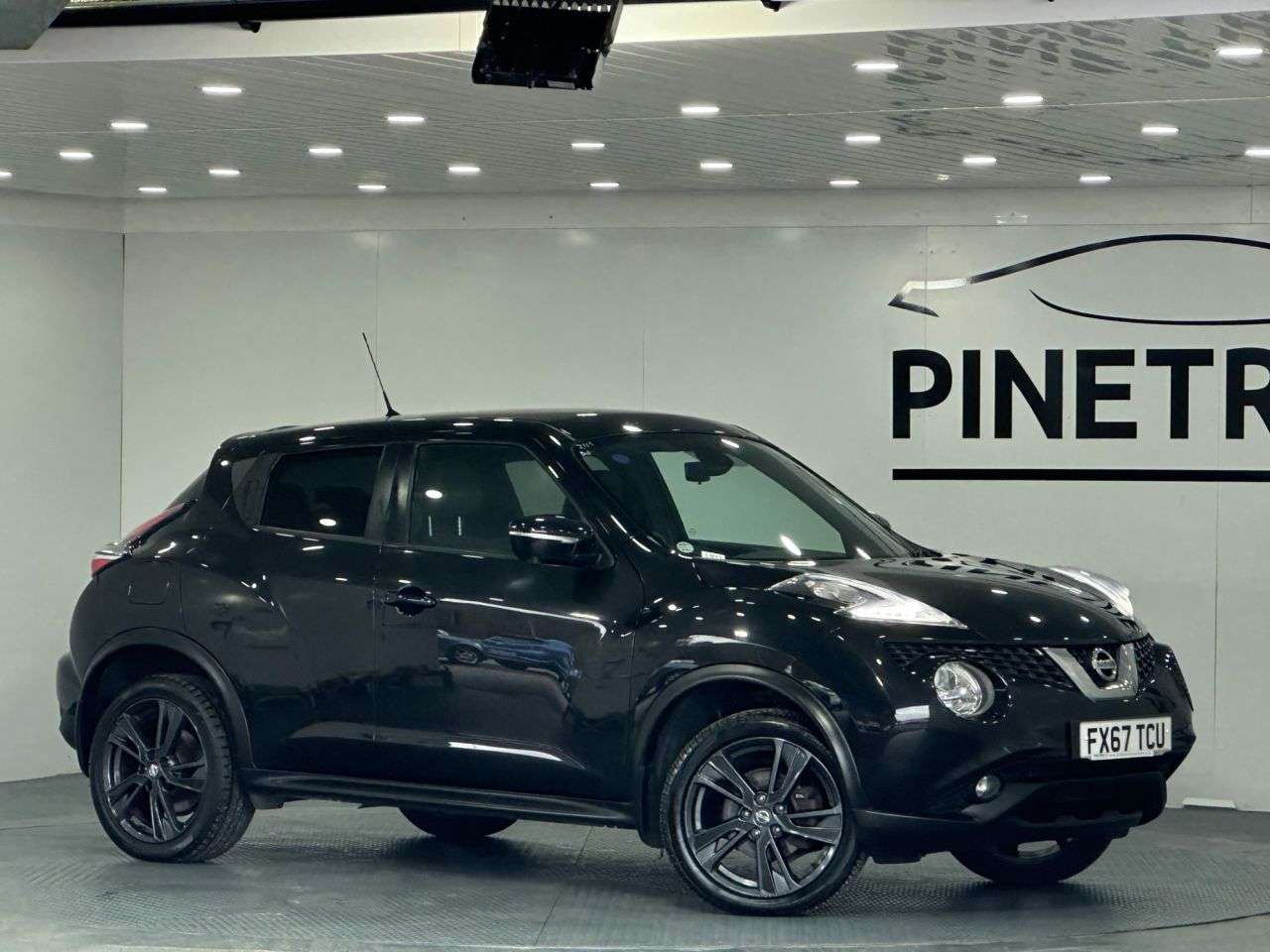 A 2017 NISSAN JUKE DCI TEKNA PULSE A 2017 NISSAN JUKE DCI TEKNA PULSE