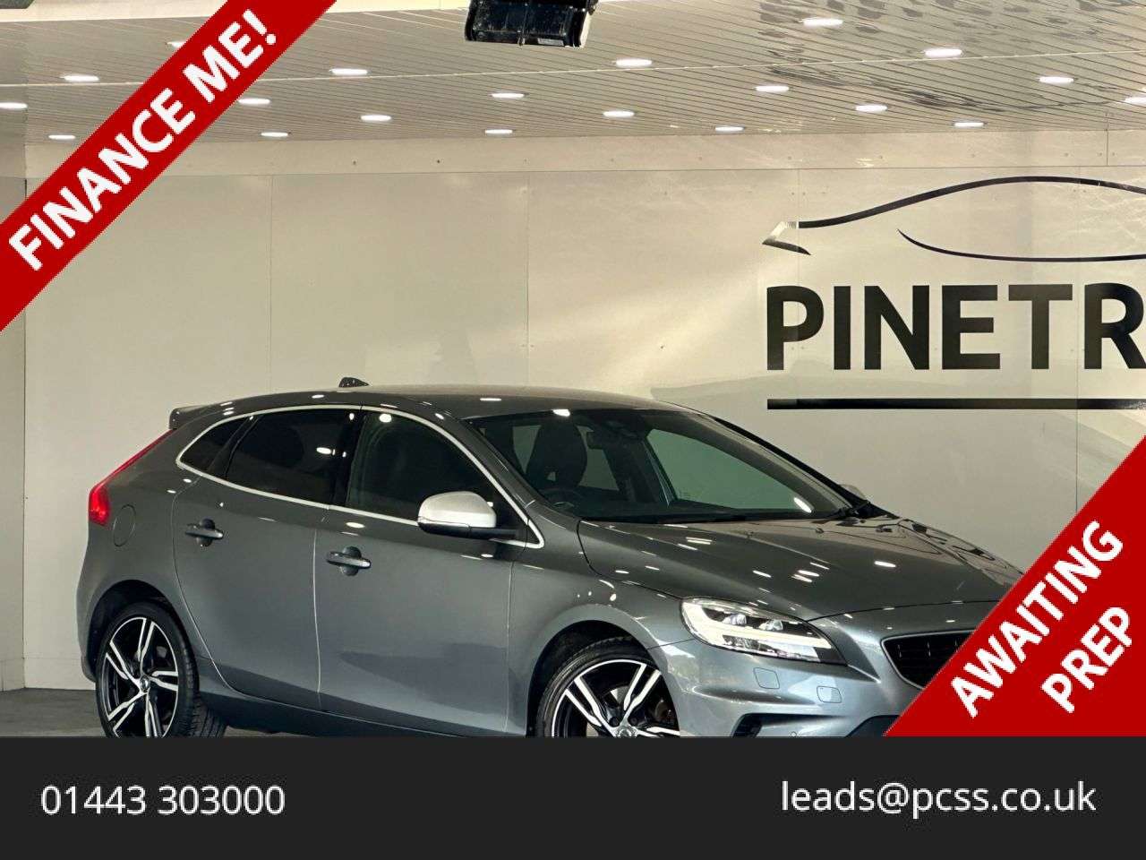 A 2019 VOLVO V40 1.5 T3 R-Design Edition Hatchback 5dr Petrol Auto Euro 6 (s/s) (152 ps) A 2019 VOLVO V40 1.5 T3 R-Design Edition Hatchback 5dr Petrol Auto Euro 6 (s/s) (152 ps)