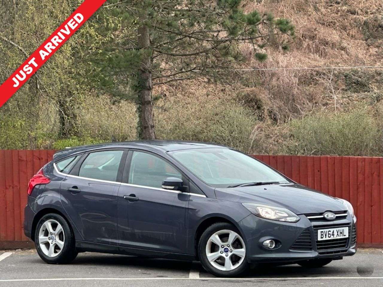 A 2014 FORD FOCUS 1.6 TDCi Zetec Navigator Hatchback 5dr Diesel Manual Euro 5 (s/s) (115 ps) A 2014 FORD FOCUS 1.6 TDCi Zetec Navigator Hatchback 5dr Diesel Manual Euro 5 (s/s) (115 ps)