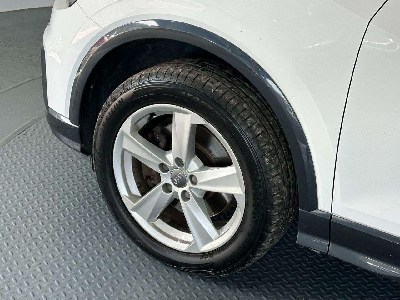 2017 AUDI Q2 2017 AUDI Q2