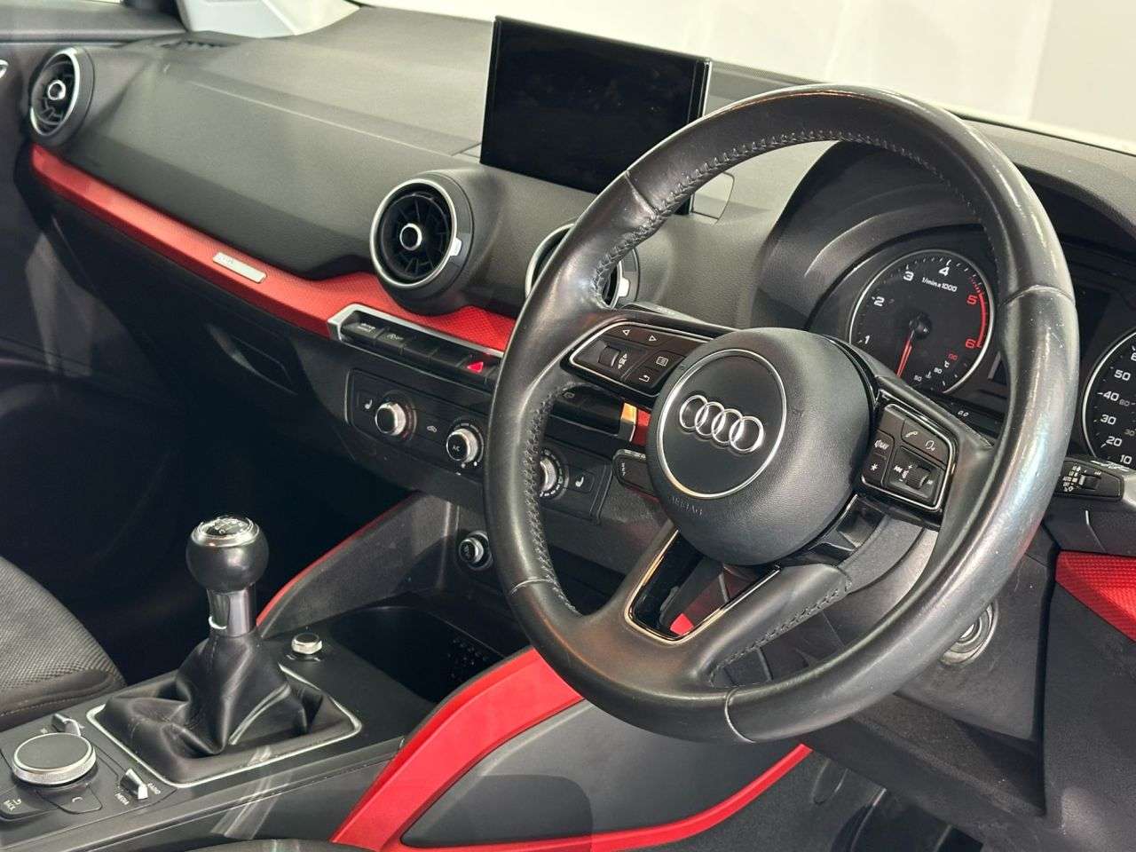 2017 AUDI Q2 2017 AUDI Q2