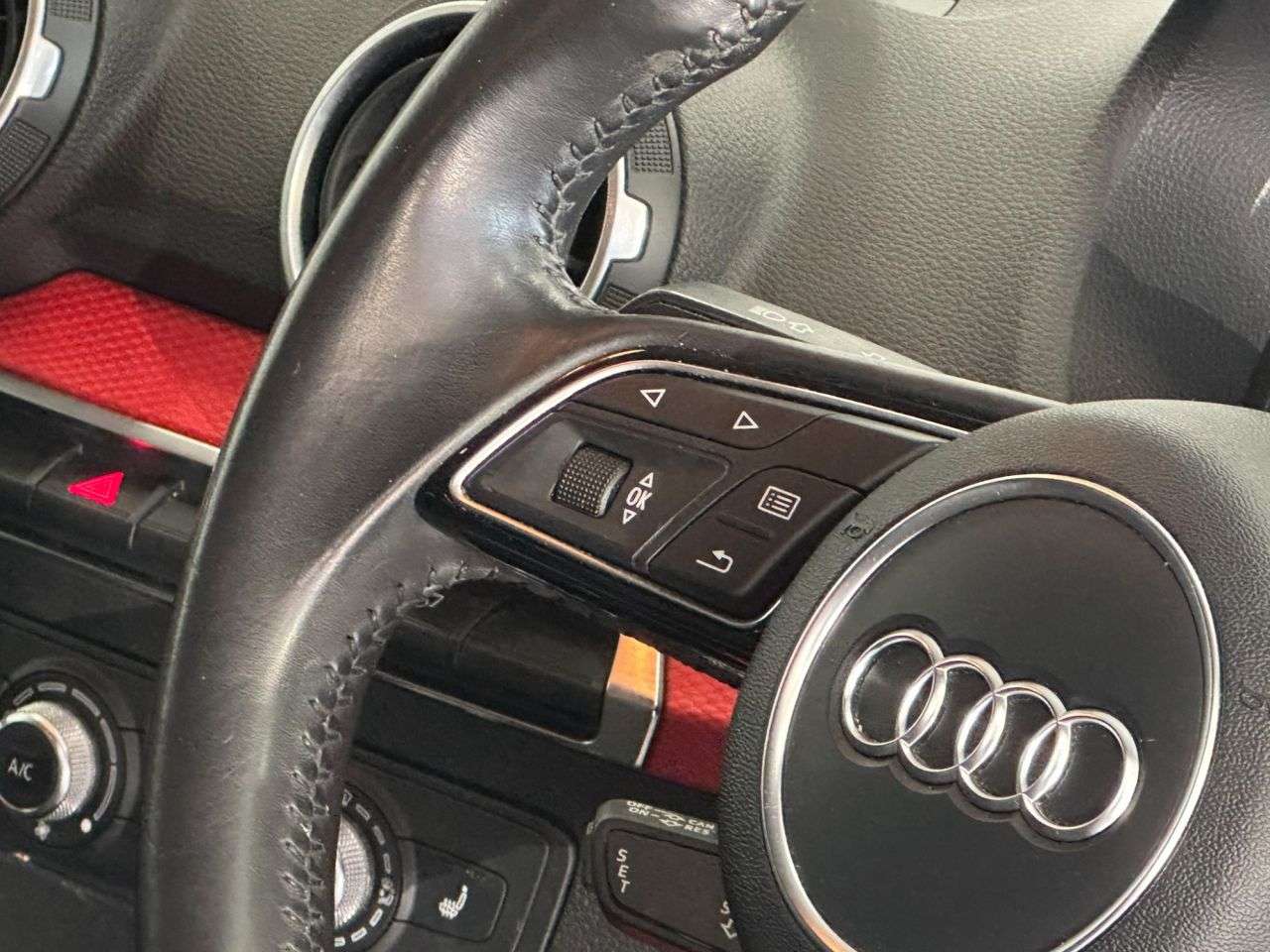 2017 AUDI Q2 2017 AUDI Q2