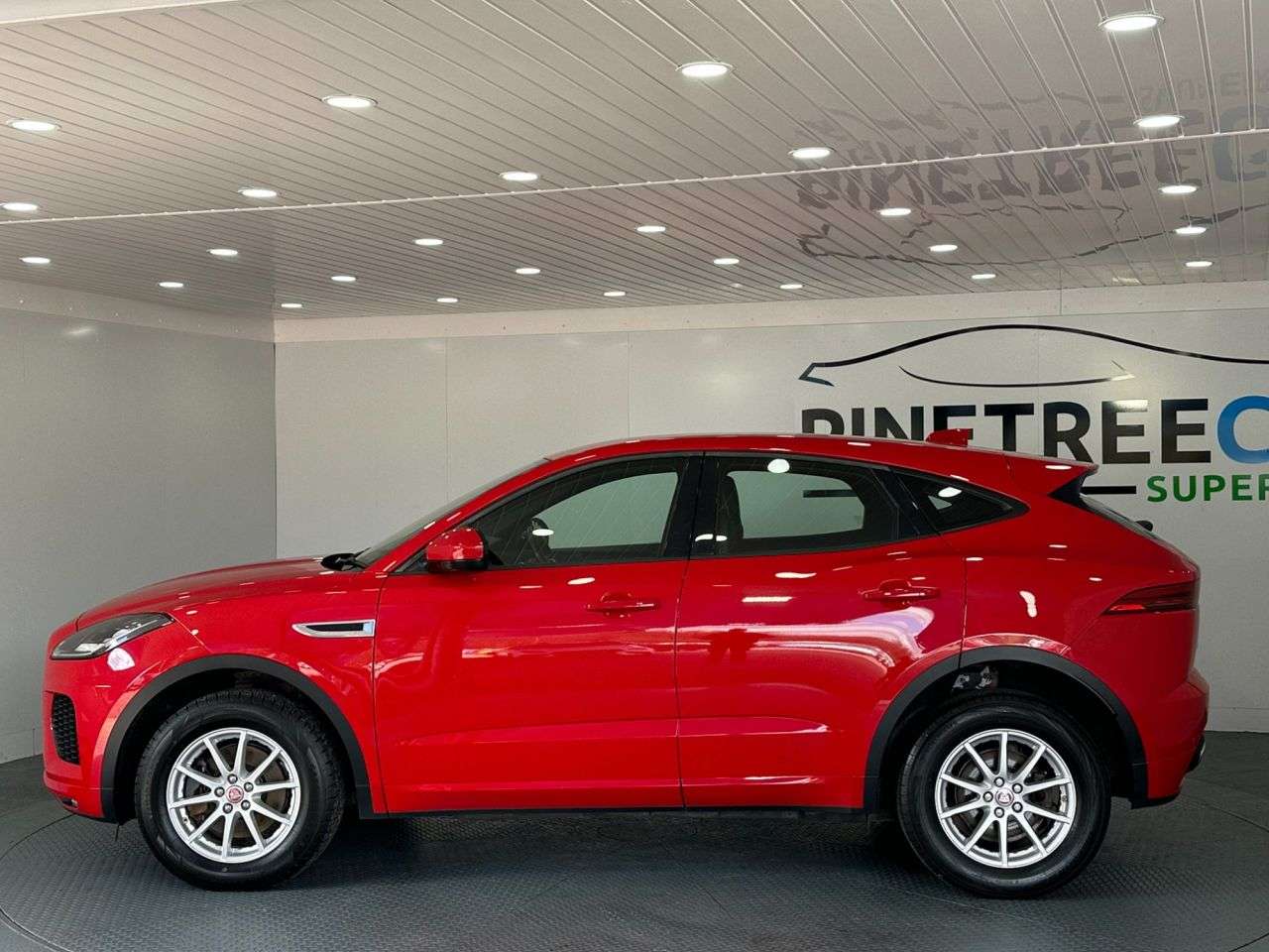 2019 JAGUAR E-PACE 2019 JAGUAR E-PACE