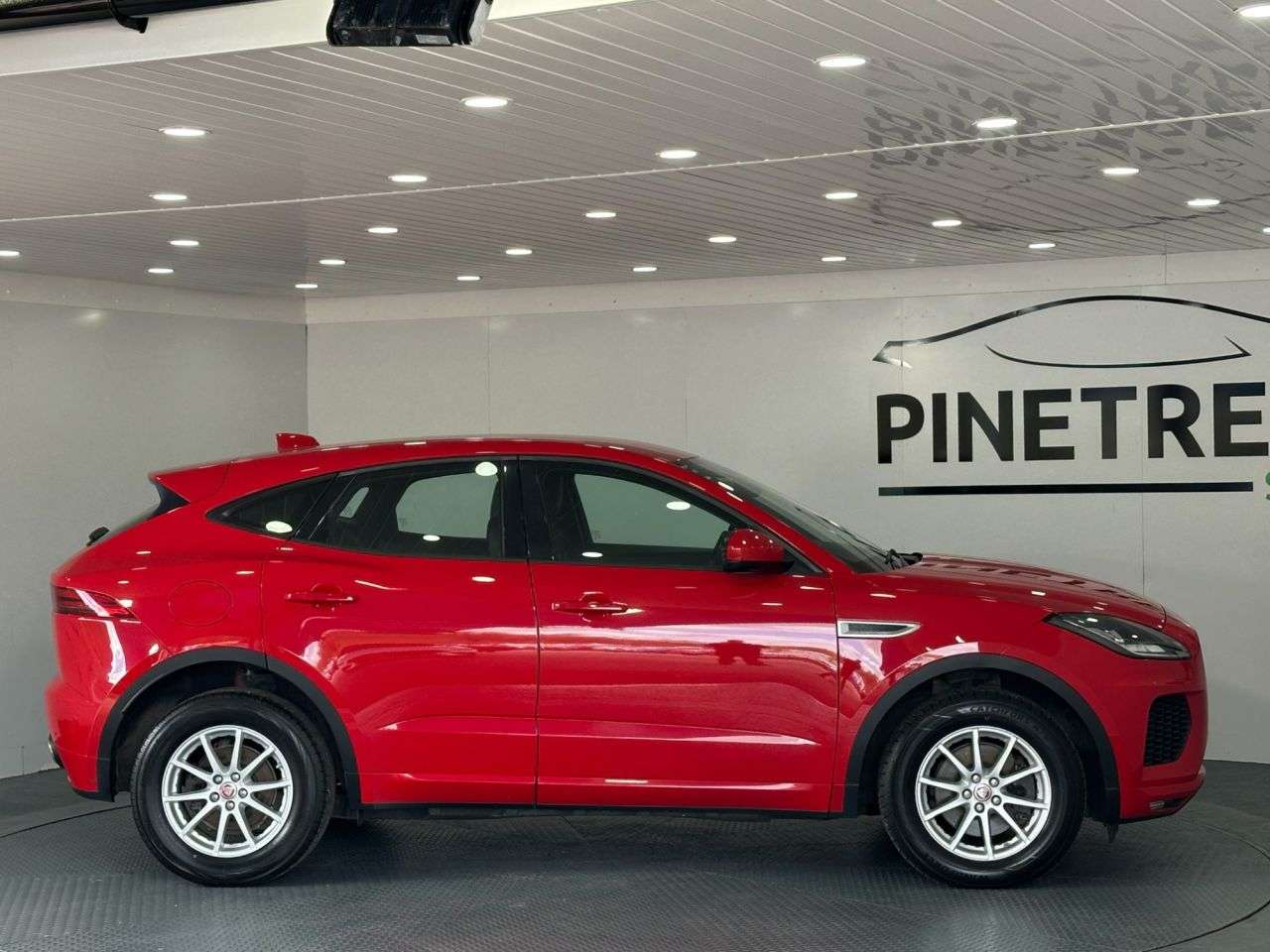2019 JAGUAR E-PACE 2019 JAGUAR E-PACE