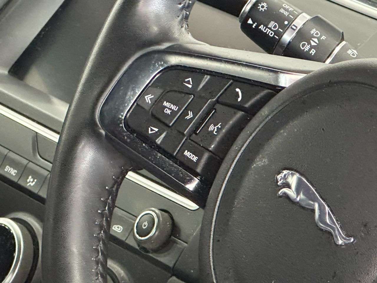 2019 JAGUAR E-PACE 2019 JAGUAR E-PACE