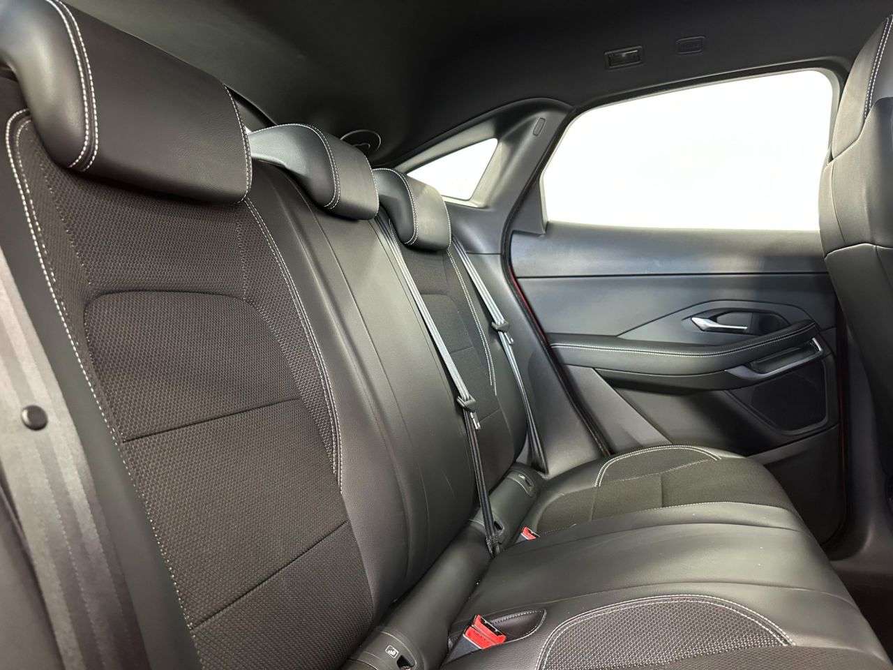 2019 JAGUAR E-PACE 2019 JAGUAR E-PACE