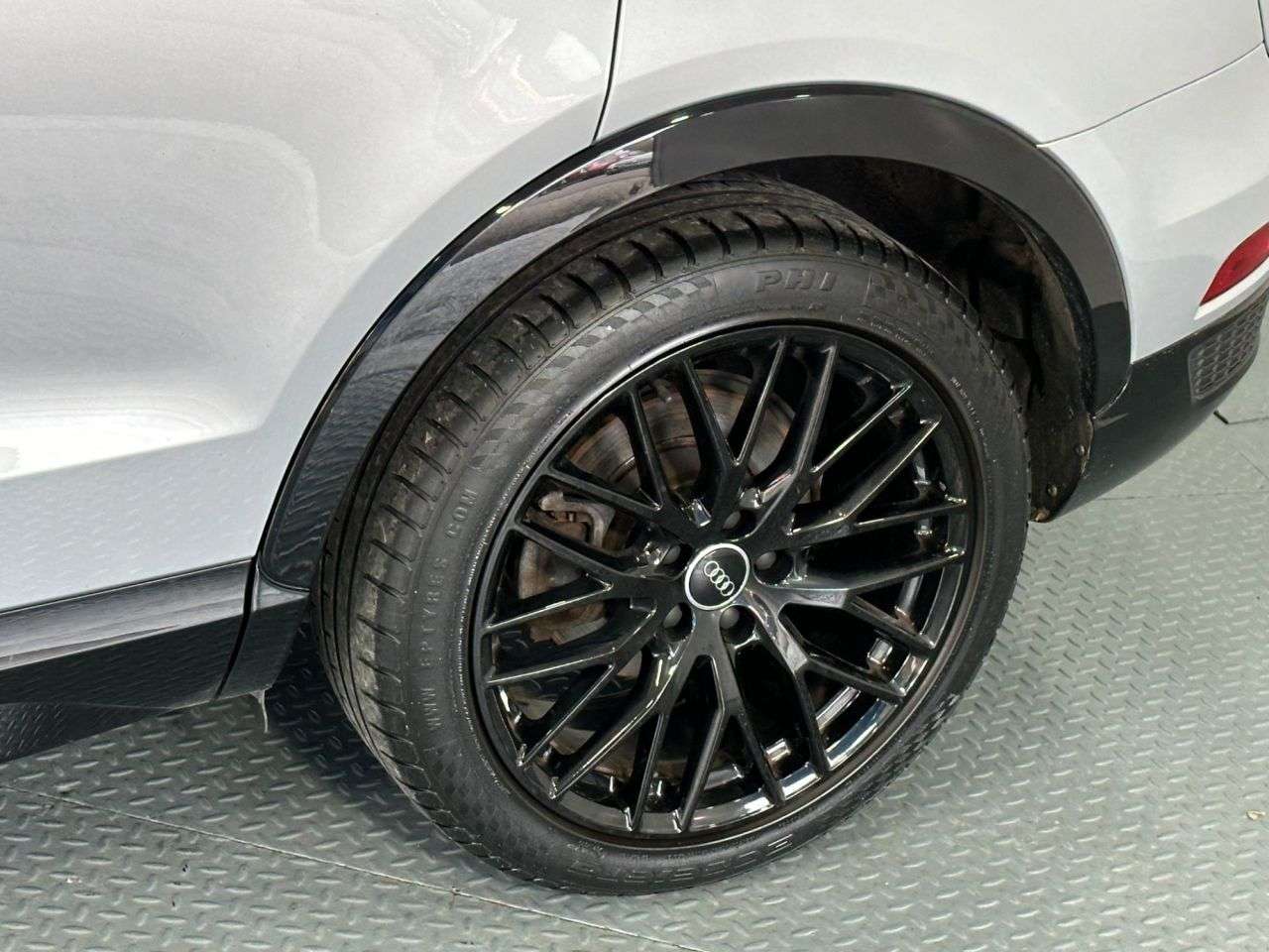 2018 AUDI Q3 2018 AUDI Q3