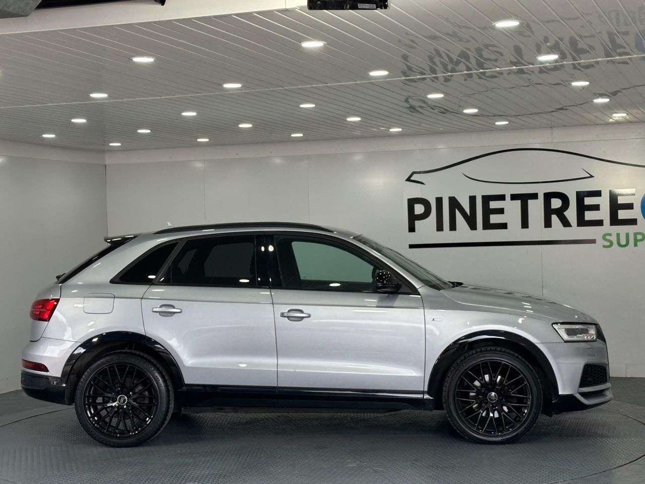 2018 AUDI Q3 2018 AUDI Q3