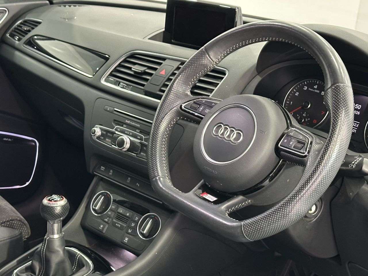 2018 AUDI Q3 2018 AUDI Q3
