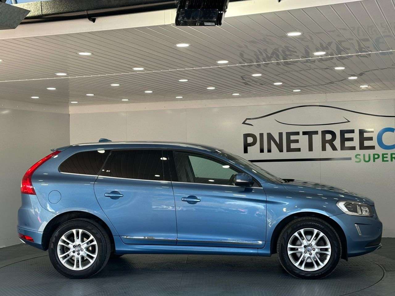 2015 VOLVO XC60 2015 VOLVO XC60
