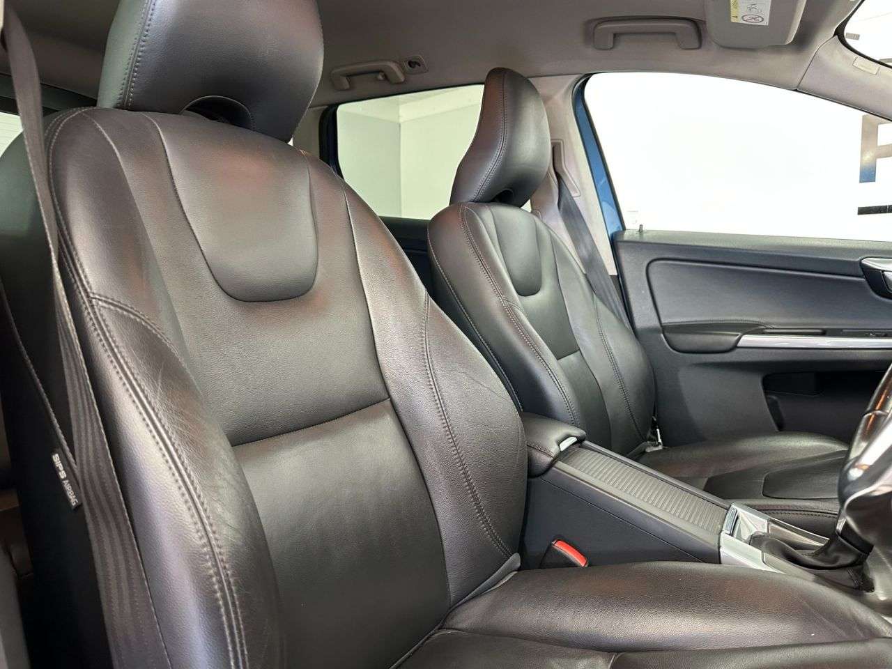 2015 VOLVO XC60 2015 VOLVO XC60