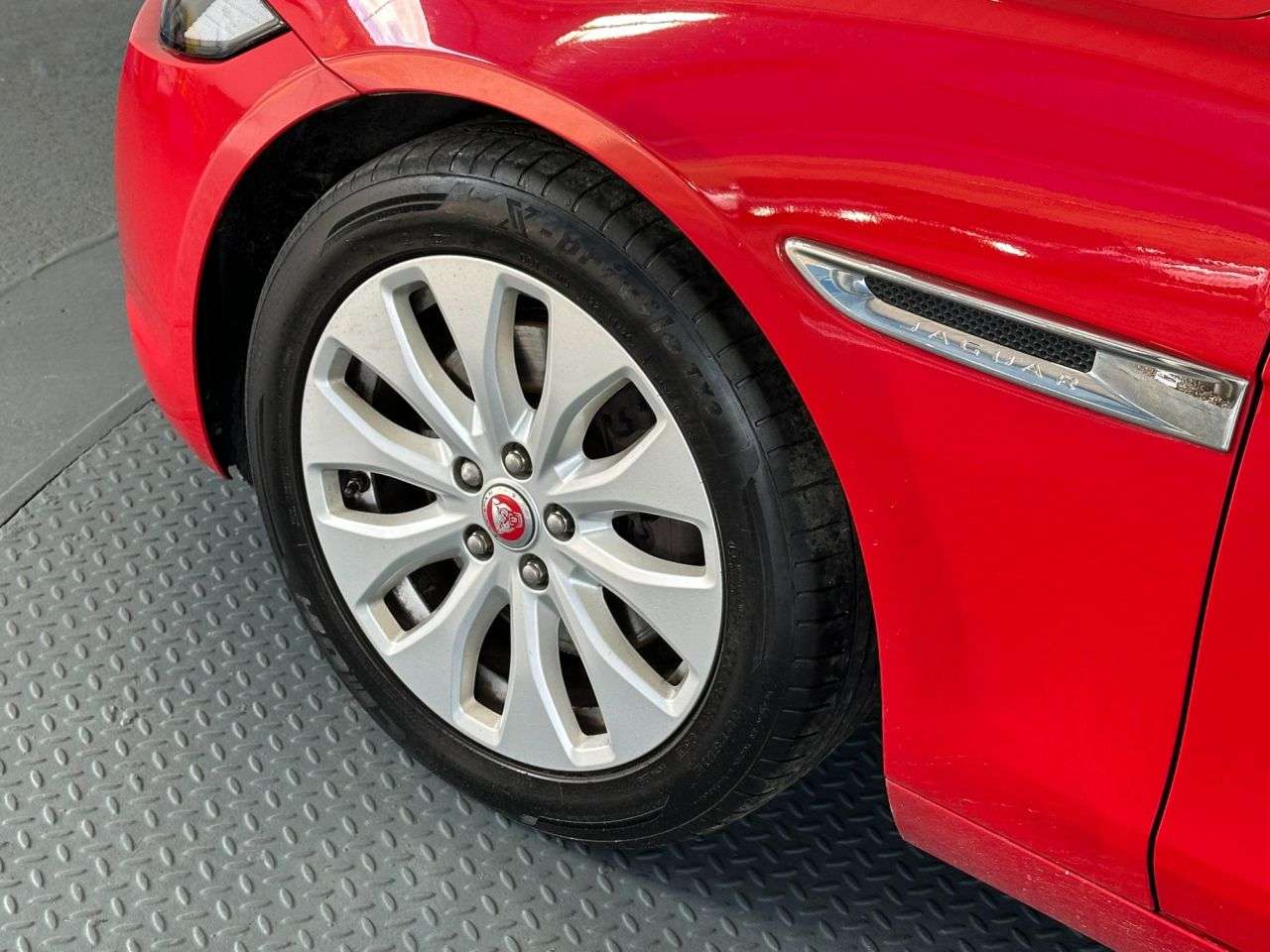 2018 JAGUAR XE 2018 JAGUAR XE