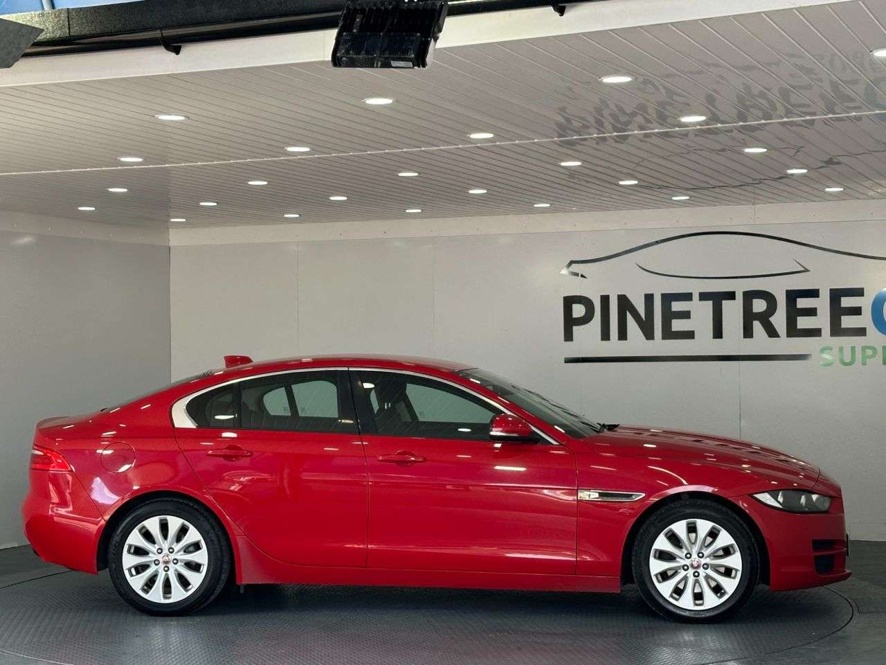 2018 JAGUAR XE 2018 JAGUAR XE