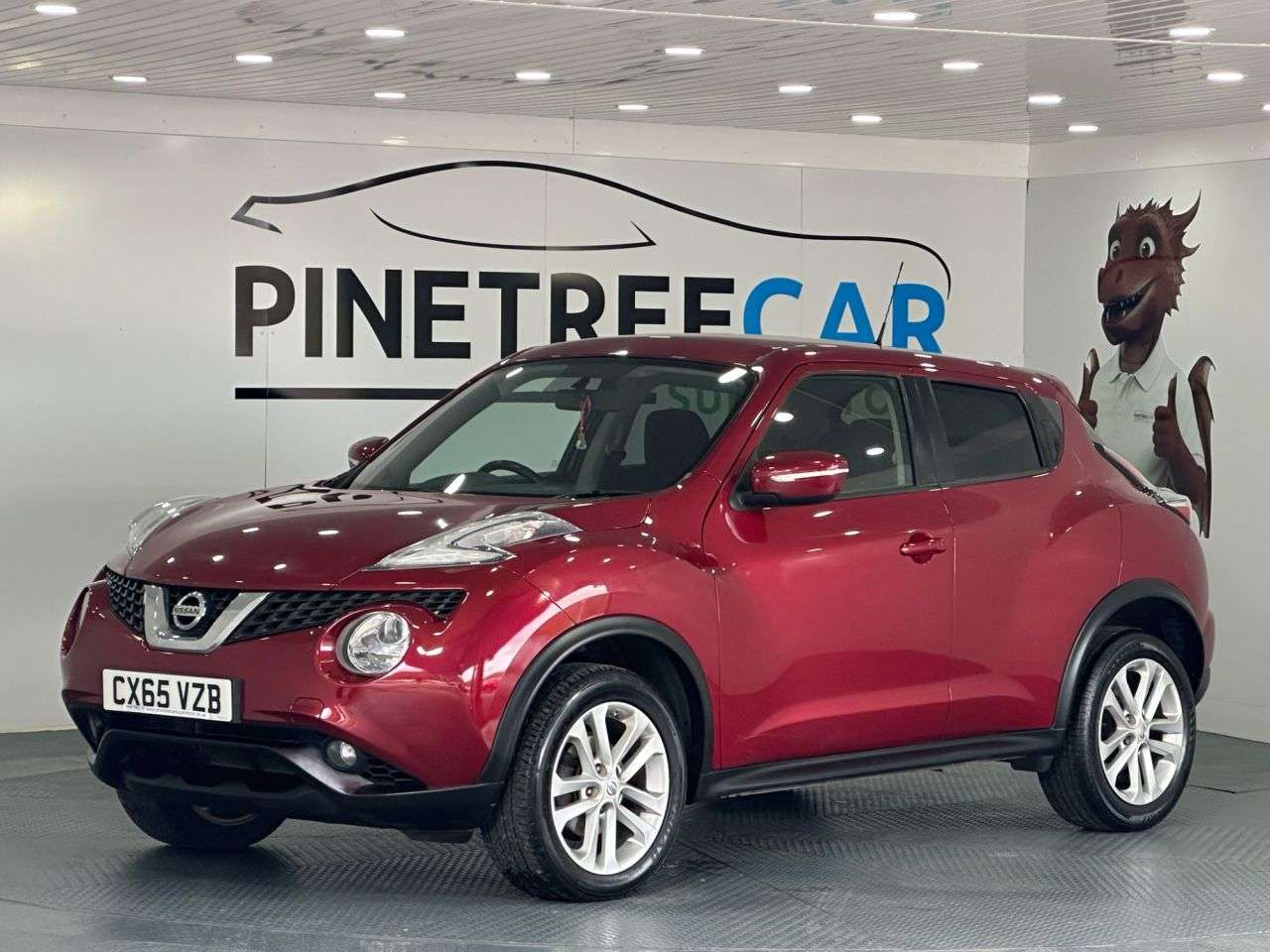 A 2015 NISSAN JUKE 1.5 dCi Acenta SUV 5dr Diesel Manual Euro 6 (s/s) (110 ps) A 2015 NISSAN JUKE 1.5 dCi Acenta SUV 5dr Diesel Manual Euro 6 (s/s) (110 ps)
