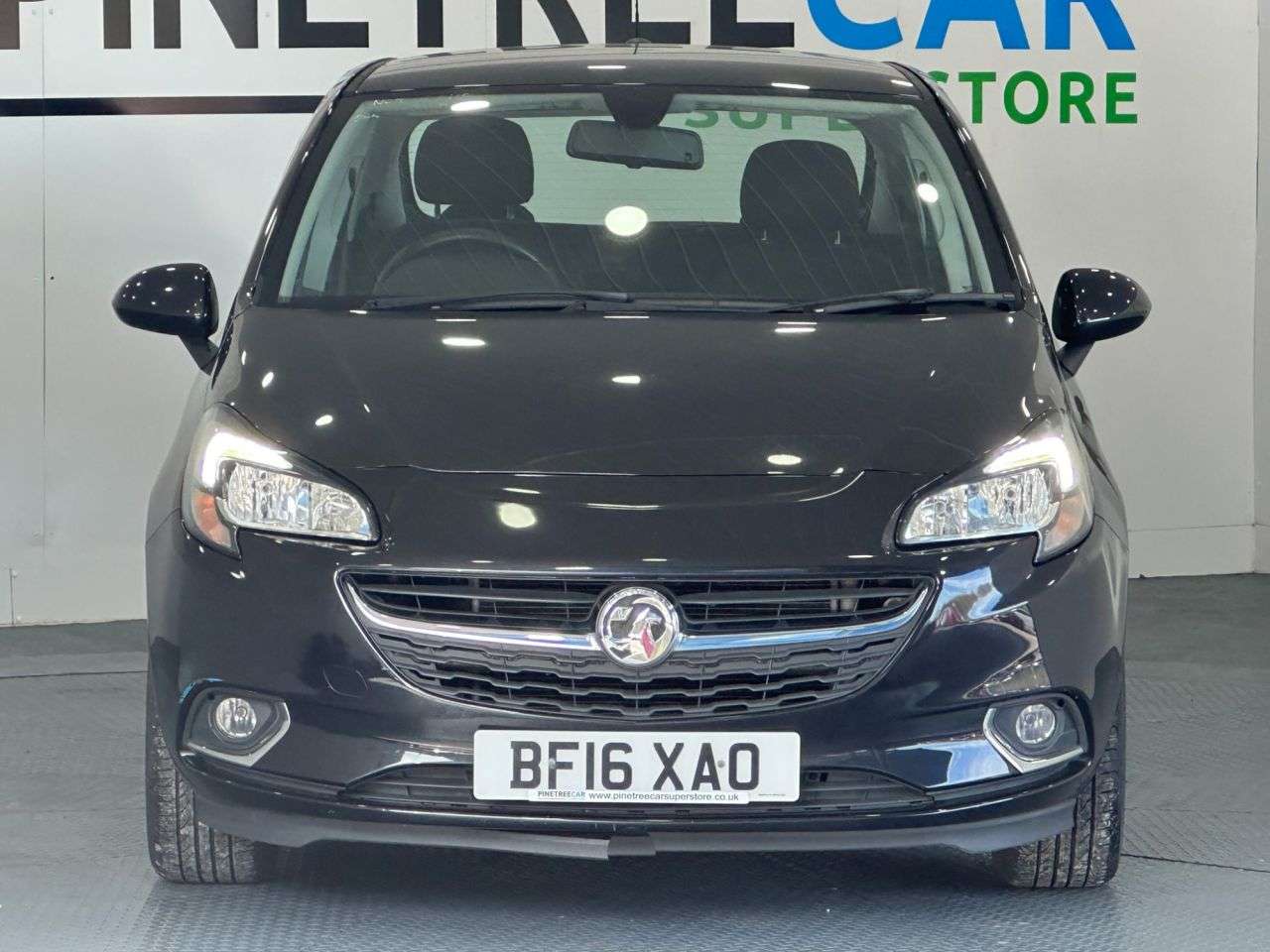 A 2016 VAUXHALL CORSA 1.4i ecoFLEX SRi Hatchback 5dr Petrol Manual Euro 6 (90 ps) A 2016 VAUXHALL CORSA 1.4i ecoFLEX SRi Hatchback 5dr Petrol Manual Euro 6 (90 ps)