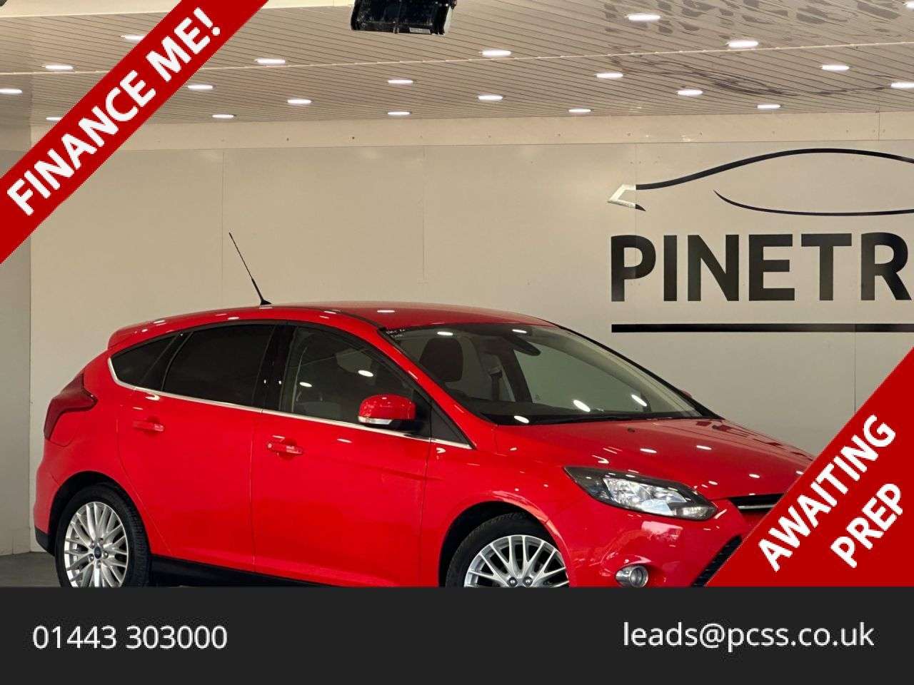 A 2014 FORD FOCUS 1.6 TDCi Zetec Navigator Hatchback 5dr Diesel Manual Euro 5 (s/s) (115 ps) A 2014 FORD FOCUS 1.6 TDCi Zetec Navigator Hatchback 5dr Diesel Manual Euro 5 (s/s) (115 ps)