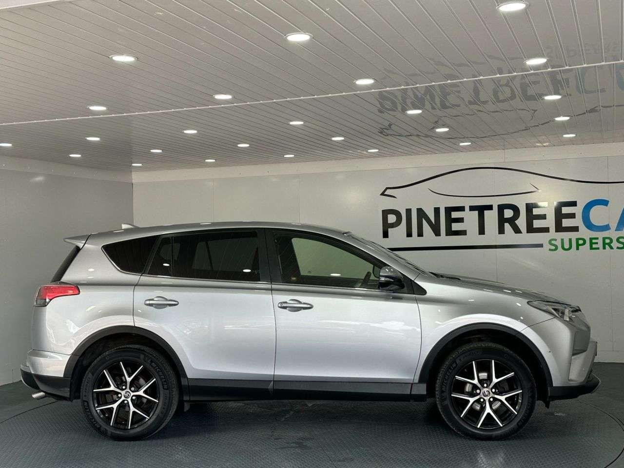 2017 TOYOTA RAV4 2017 TOYOTA RAV4