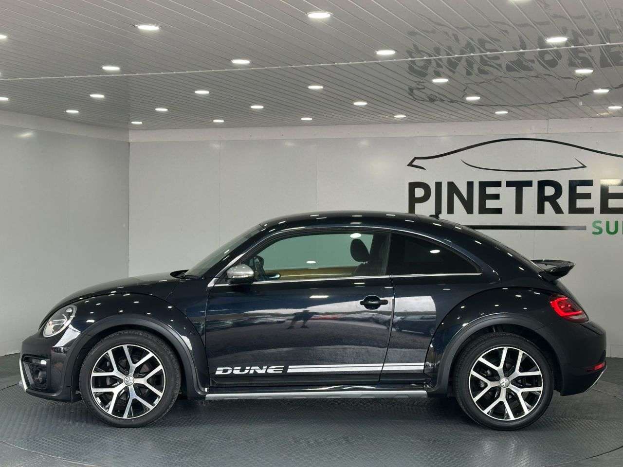 2018 VOLKSWAGEN BEETLE 2018 VOLKSWAGEN BEETLE