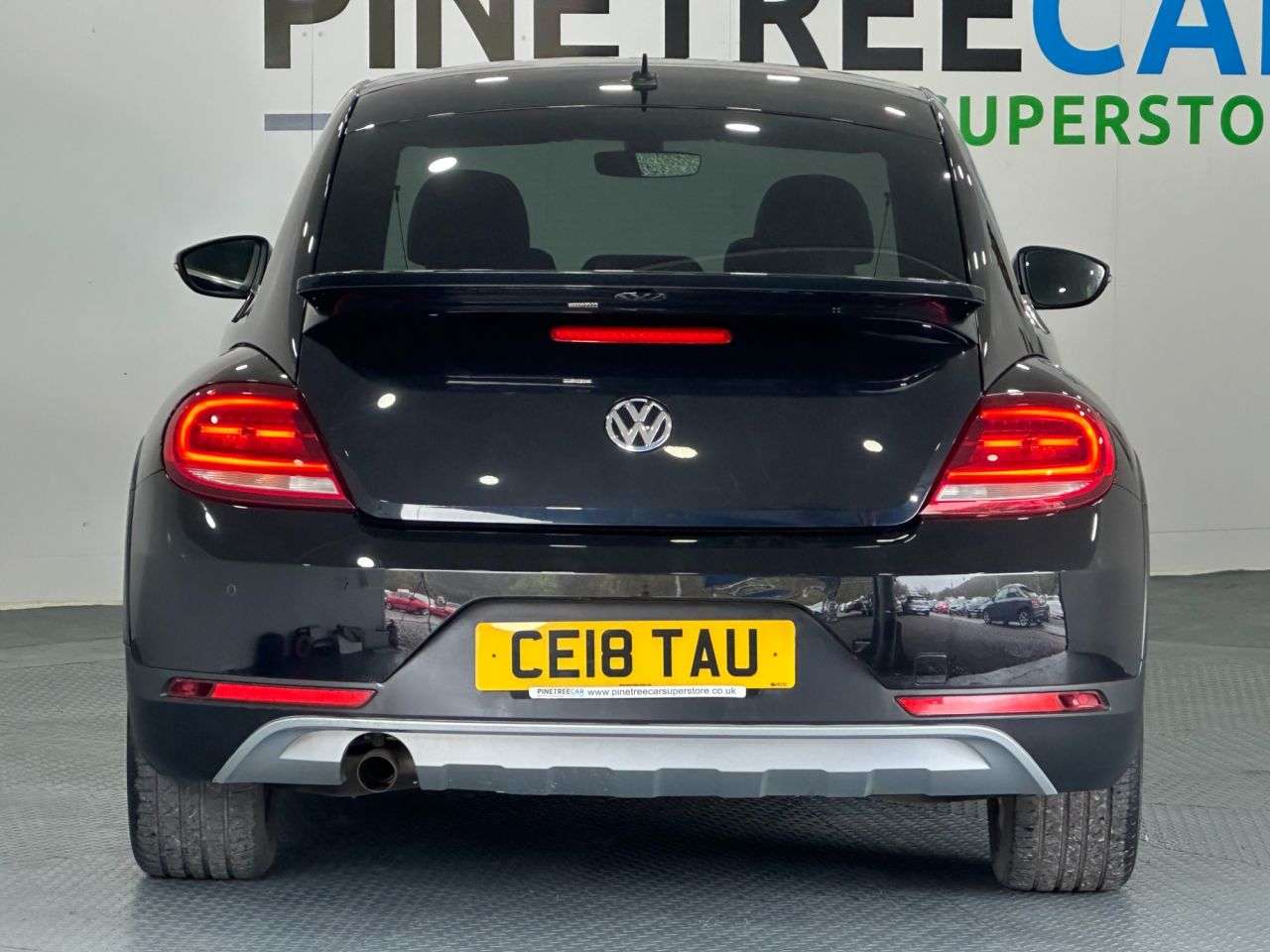 2018 VOLKSWAGEN BEETLE 2018 VOLKSWAGEN BEETLE