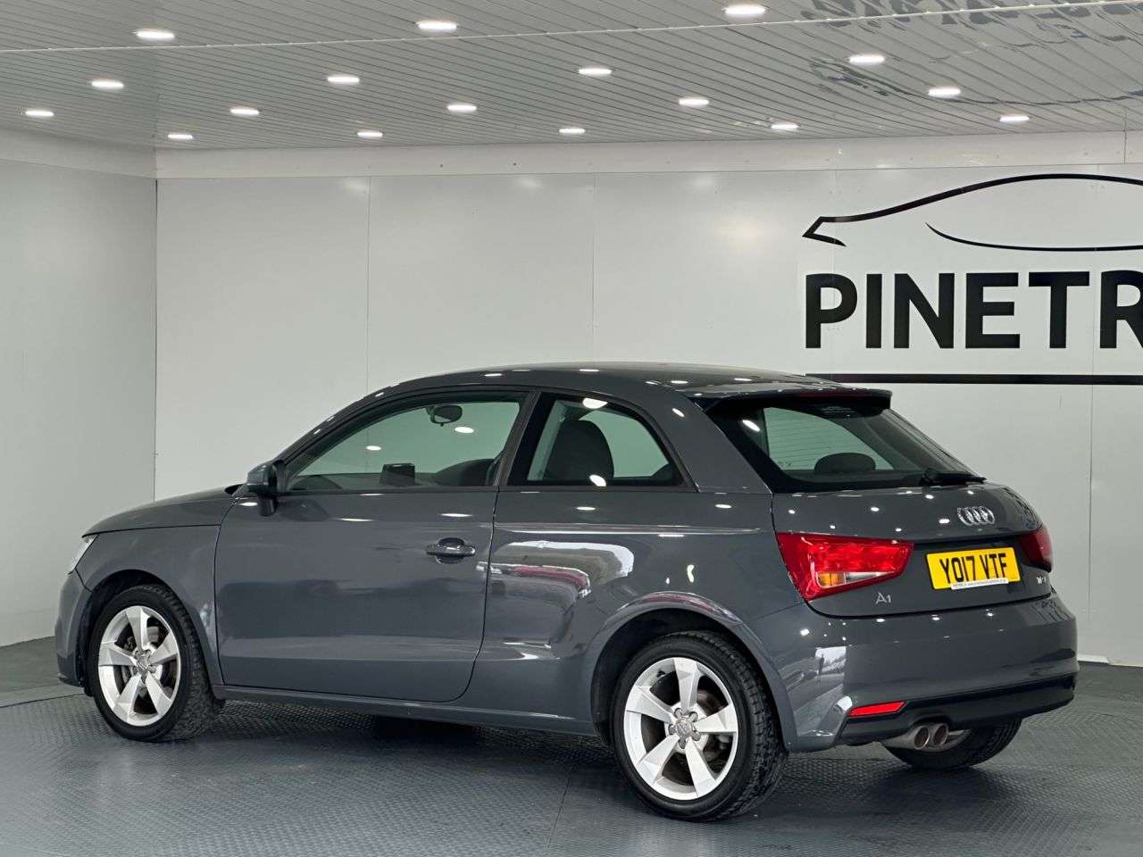 2017 AUDI A1 2017 AUDI A1