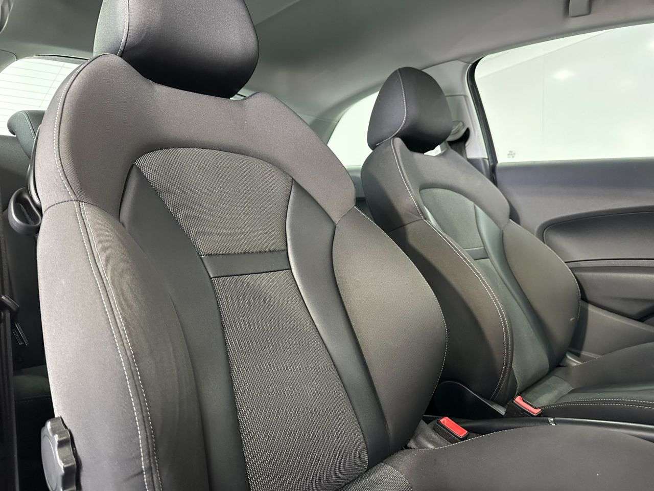 2017 AUDI A1 2017 AUDI A1