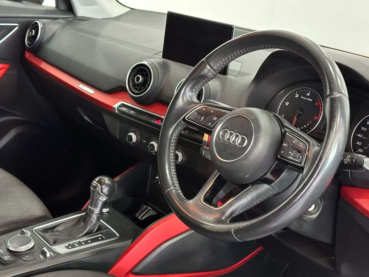 2018 AUDI Q2 2018 AUDI Q2
