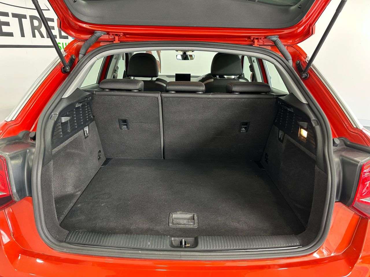 2018 AUDI Q2 2018 AUDI Q2