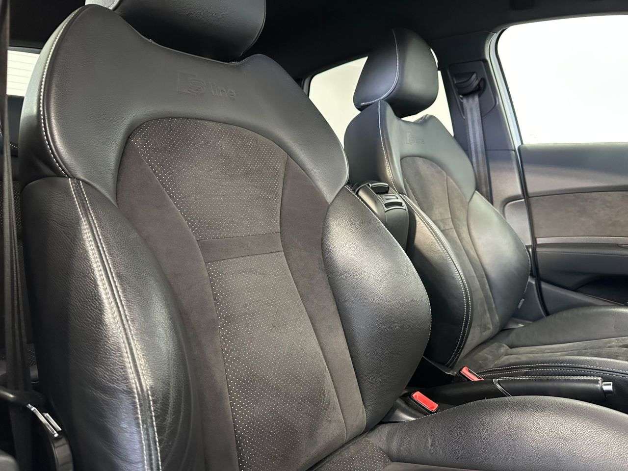2016 AUDI A1 2016 AUDI A1