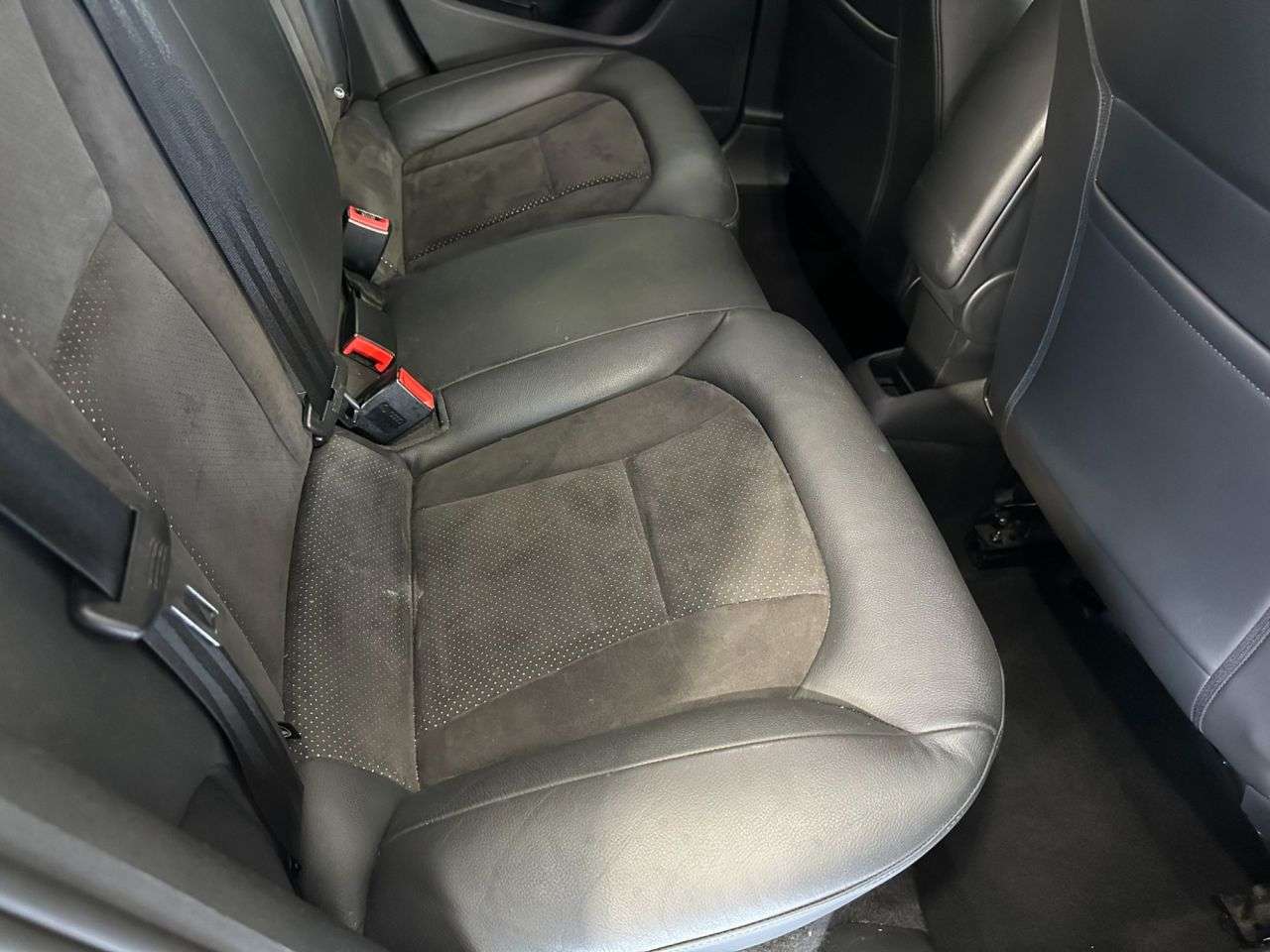 2016 AUDI A1 2016 AUDI A1