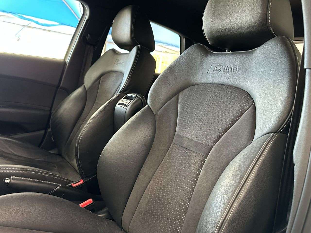 2016 AUDI A1 2016 AUDI A1