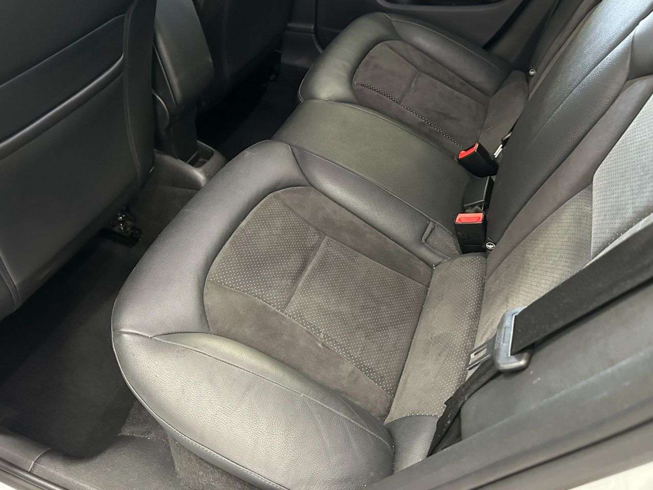2016 AUDI A1 2016 AUDI A1