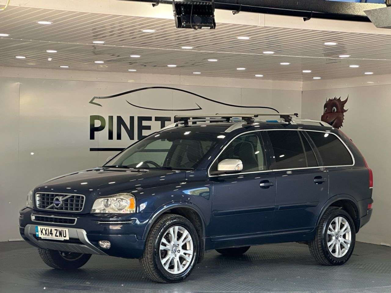 A 2014 VOLVO XC90 2.4 D5 SE Lux SUV 5dr Diesel Geartronic 4WD Euro 5 (200 ps) A 2014 VOLVO XC90 2.4 D5 SE Lux SUV 5dr Diesel Geartronic 4WD Euro 5 (200 ps)
