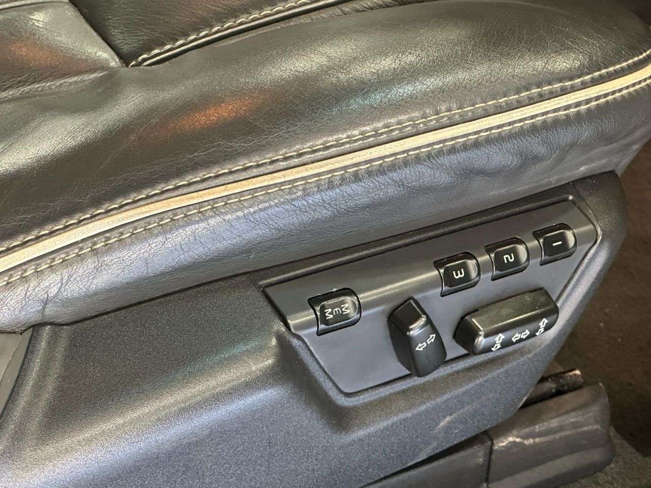2014 VOLVO XC90 2014 VOLVO XC90