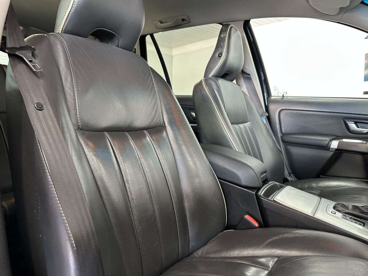 2014 VOLVO XC90 2014 VOLVO XC90