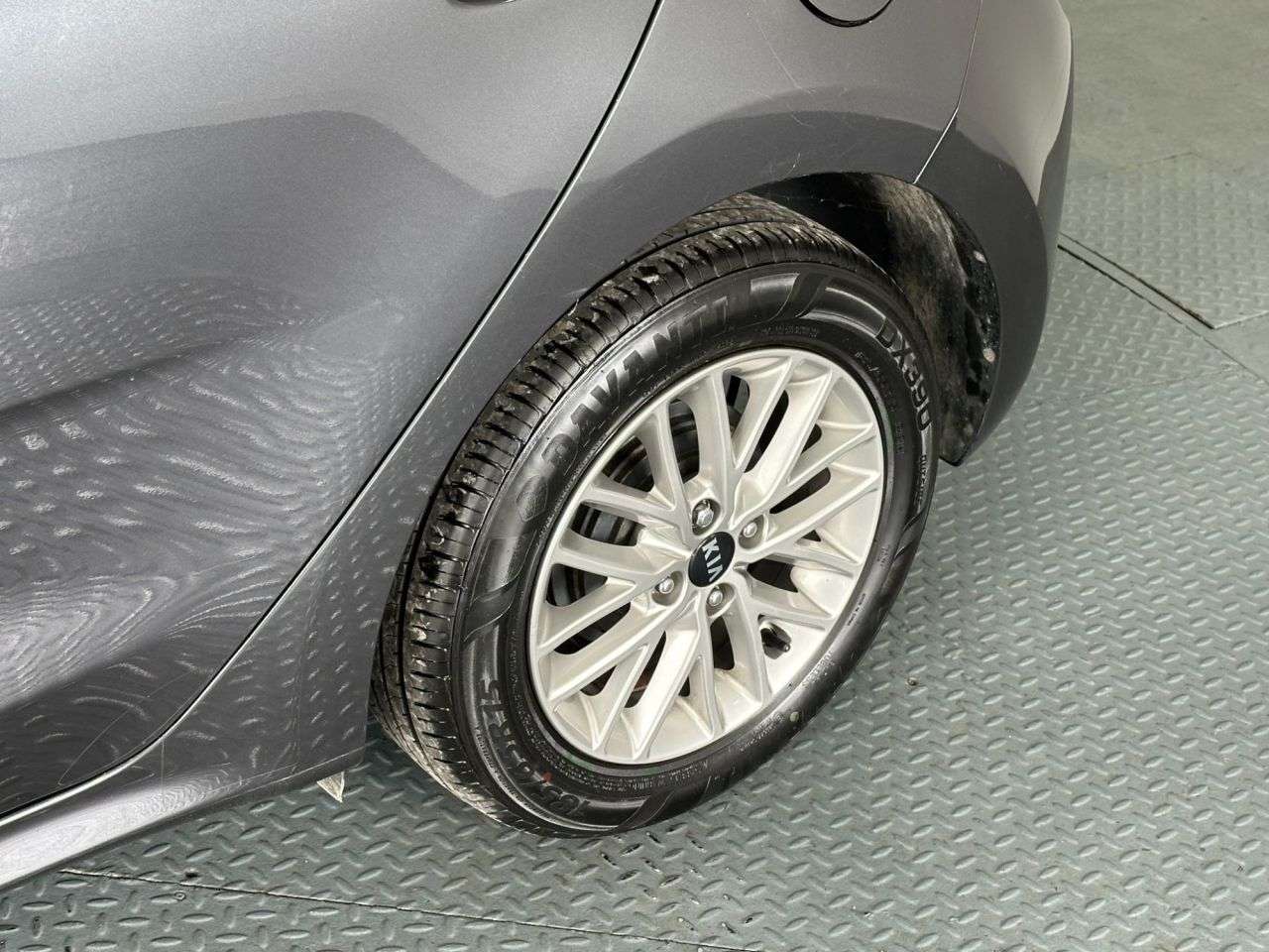 2017 KIA RIO 2017 KIA RIO