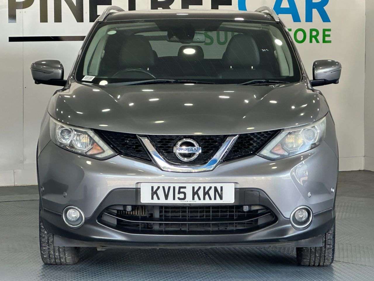 A 2015 NISSAN QASHQAI 1.5 dCi Tekna SUV 5dr Diesel Manual 2WD Euro 5 (s/s) (110 ps) A 2015 NISSAN QASHQAI 1.5 dCi Tekna SUV 5dr Diesel Manual 2WD Euro 5 (s/s) (110 ps)